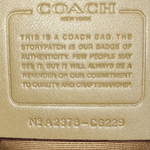 Coach purse - Picture 5 of 6